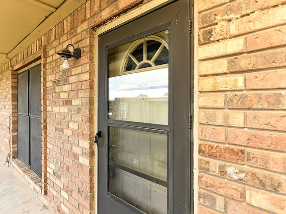 3rd image of 9523 Westpark Dr