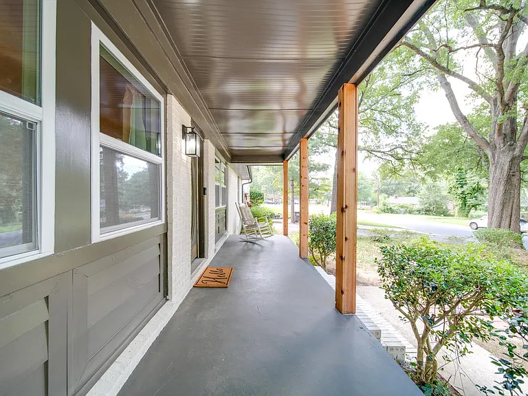 1510 Lynhurst Dr — Photo 21