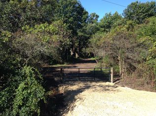 15750 Caledonia Rd, Caledonia, IL 61011