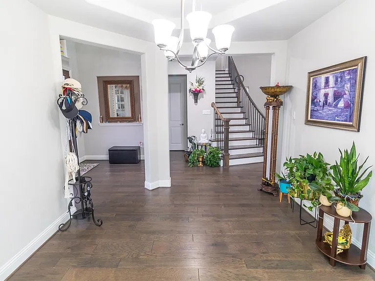 9785 Hickory Hill Rd — Photo 7