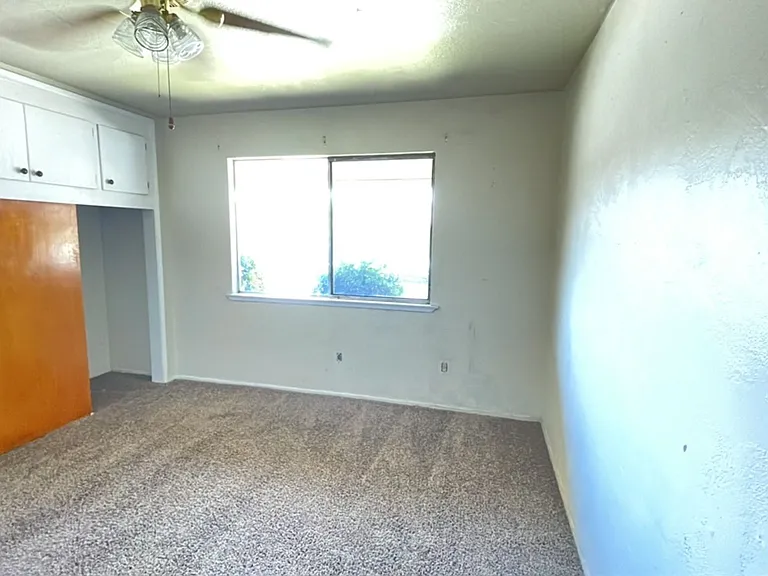 301 Poplar St #1 — Photo 6