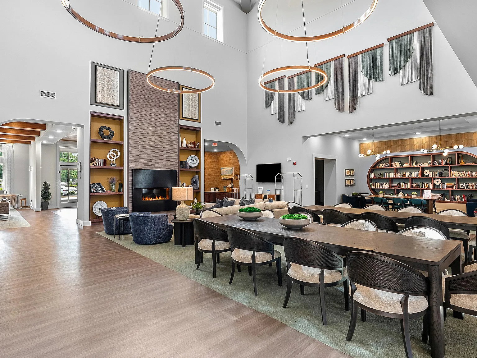 Rosalia Verdae - 55+ Active Adult Apartment Homes — Photo 4