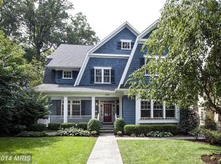 7910 Radnor Rd, Bethesda, MD 20817