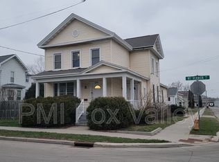 564 Mount Vernon St, Oshkosh, WI 54901