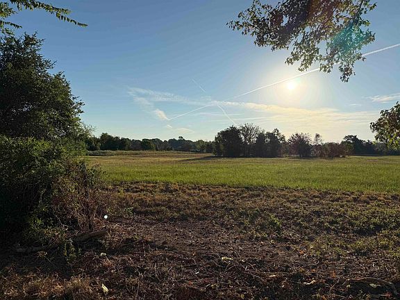 2nd image of 3 County Road 3204