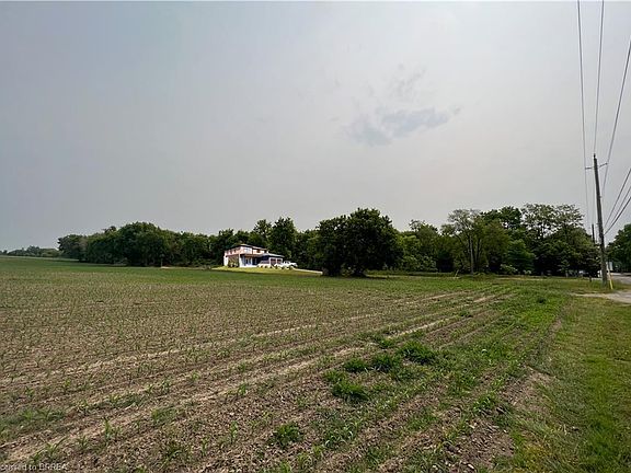 5th image of 567 Burtch Rd