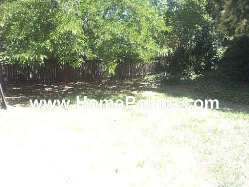 4th image of 4752 Moorpark Way