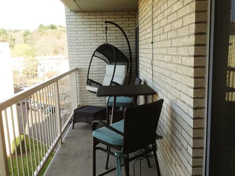 300 Park Terrace Dr #358 — Photo 6