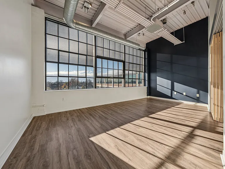 Remington Lofts — Photo 16