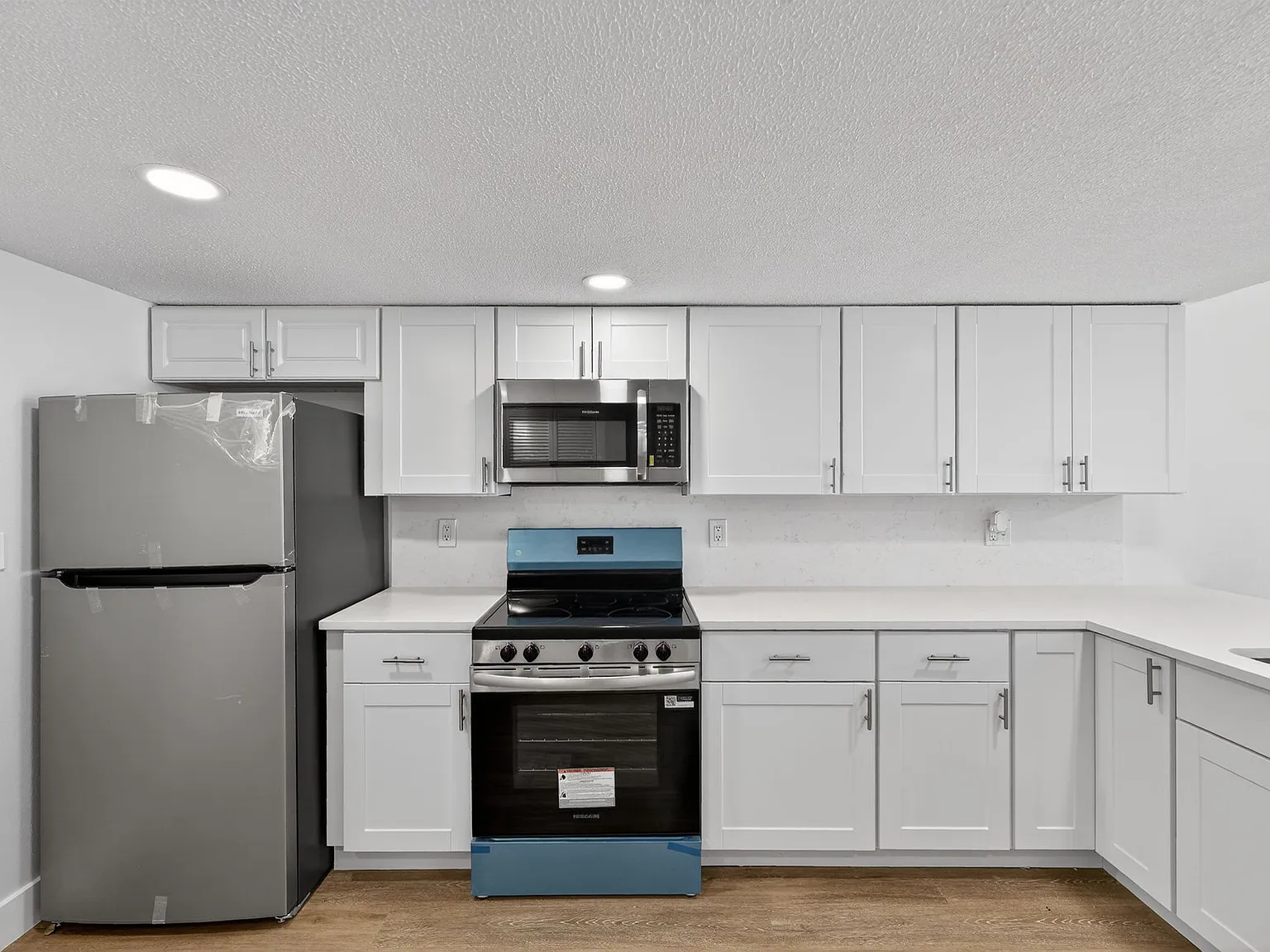 2 bed, 1072 sqft, $1,550 — Photo 4