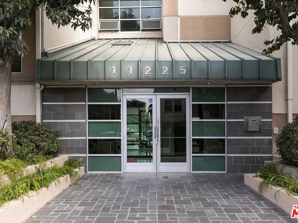 1st image of 11225 Peach Grove St Unit 207