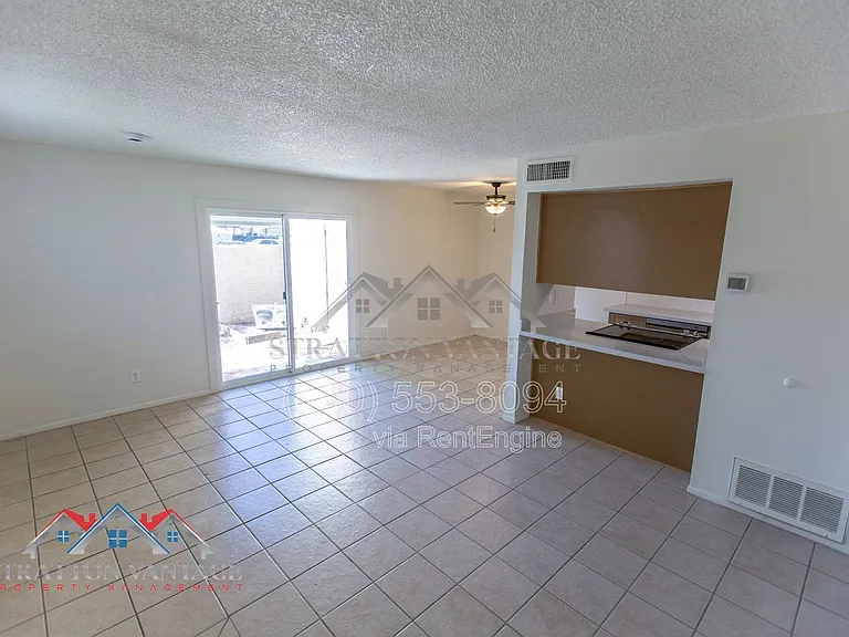 4107 N 81st St — Photo 4