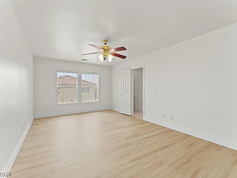 7660 Hope Valley St — Photo 23