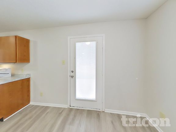 5th image of 936 Balto Dr