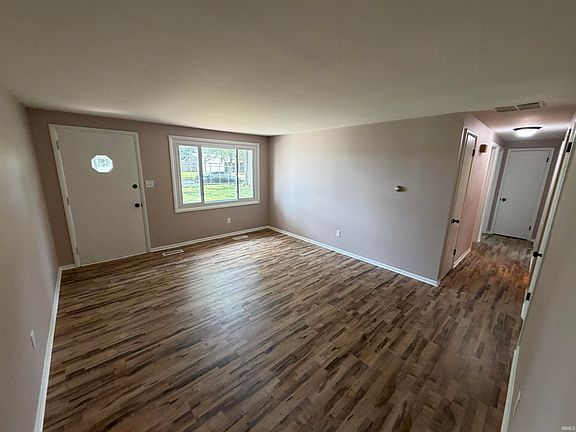 5th image of 1825 Richfield Dr