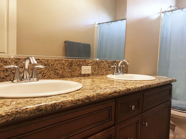1274 N Cerritos Ave — Photo 27