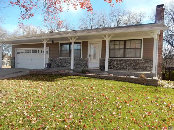 6400 SW 27th St, Topeka, KS 66614