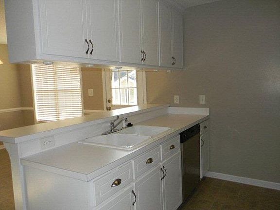 4th image of 4769 Primrose Pl