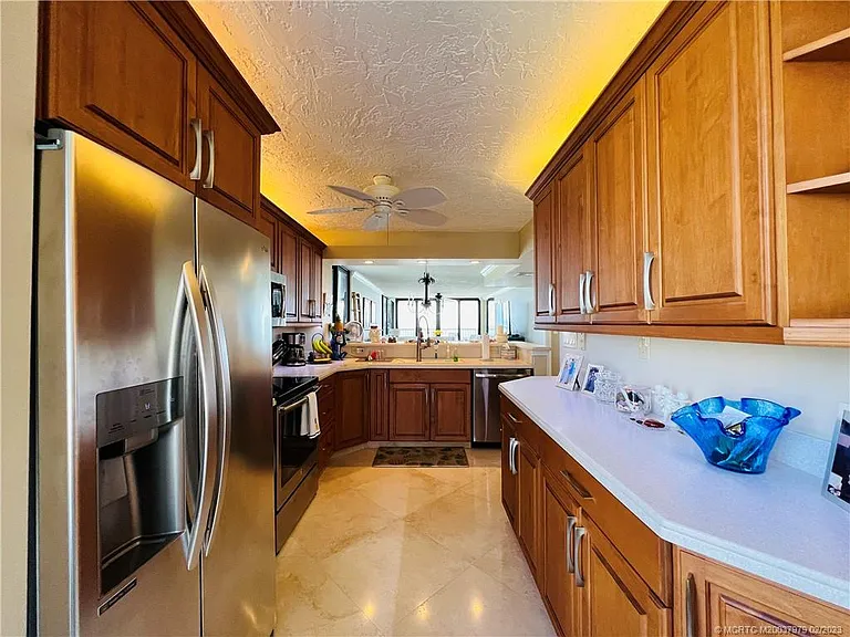 10600 S Ocean Dr #701 — Photo 15
