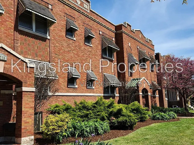 3711 Bates St #2E — Photo 2