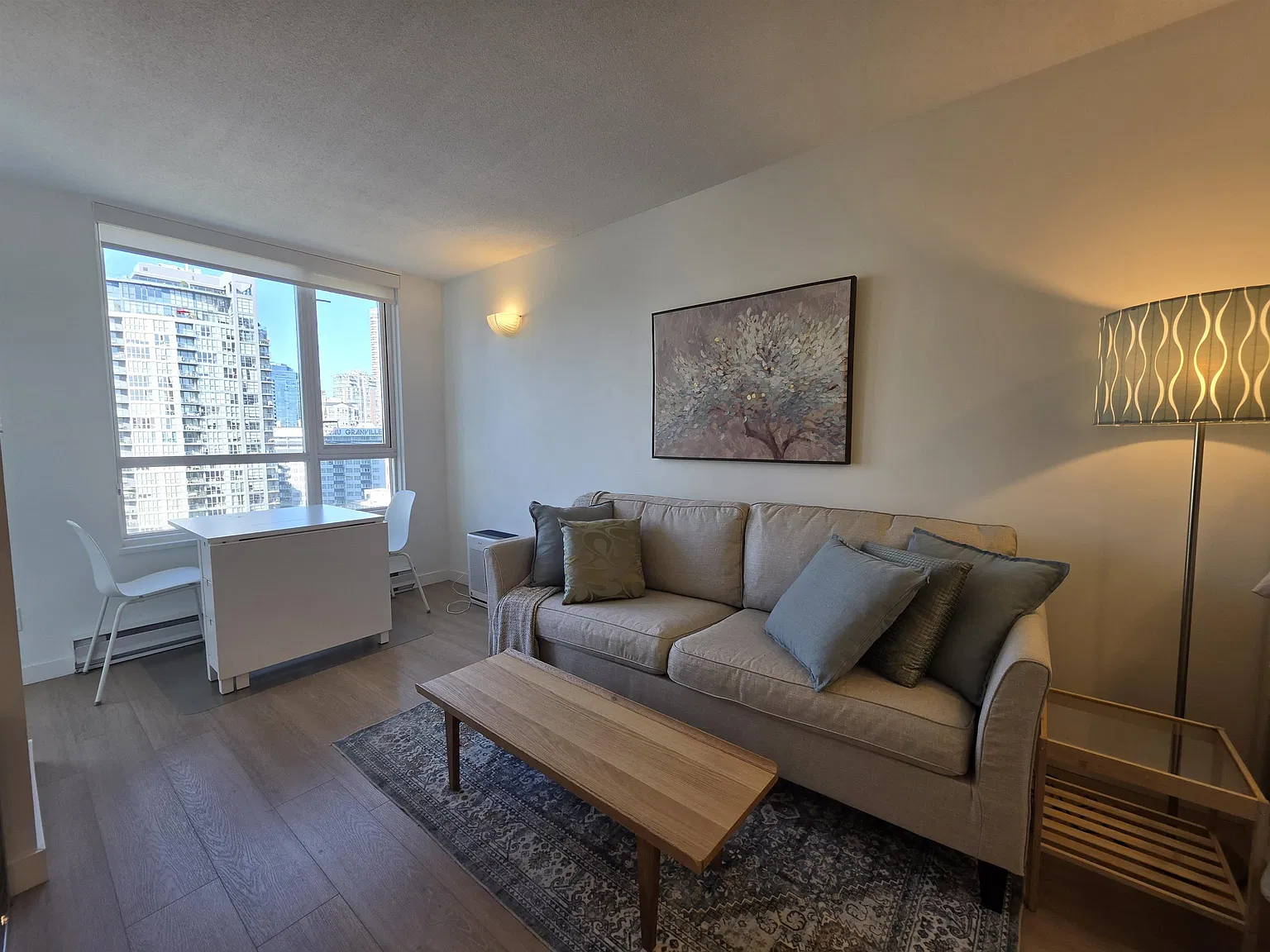 Studio, 400 sqft, $2,345 — Photo 2