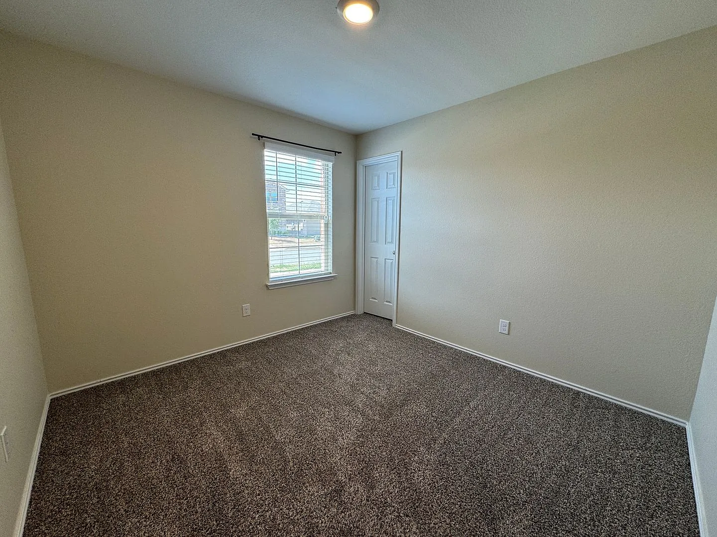 4-Bedroom House for Rent in Killeen — Photo 3