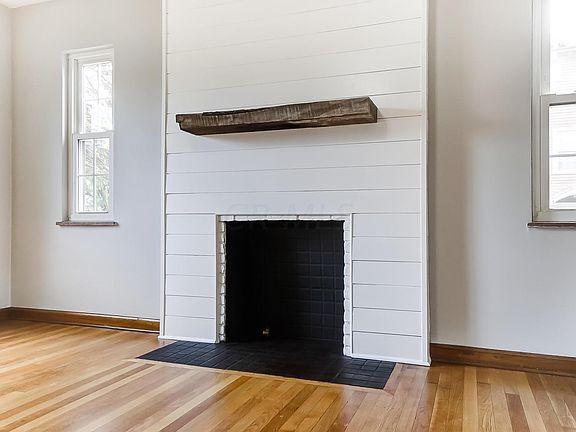 5th image of 4147 Broadway