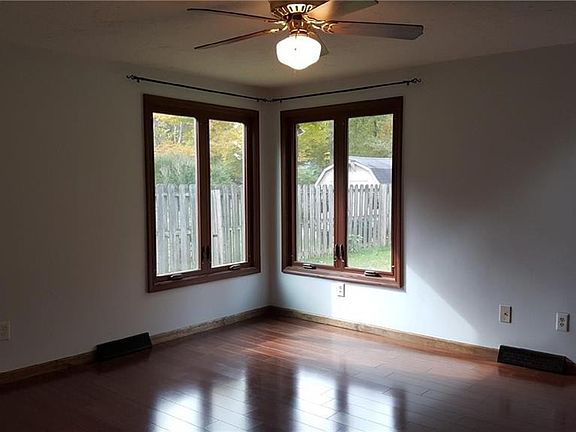 5th image of 4673 Beechmont Dr