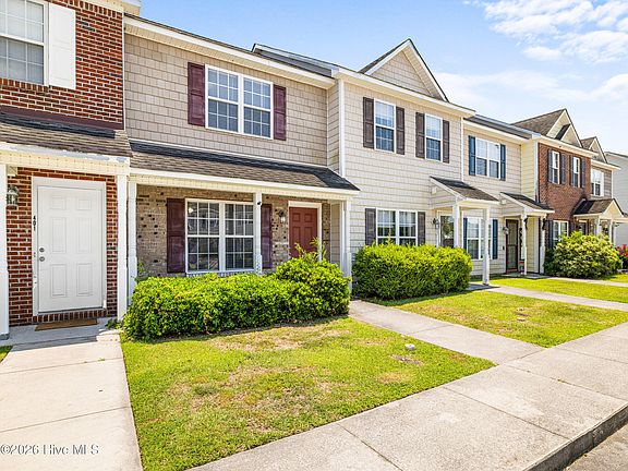3rd image of 403 Springwood Drive
