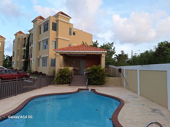 3rd image of 500 Calle Castillo #3
