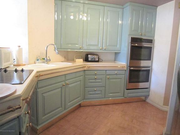4th image of 120 Waters Edge Dr #20DA