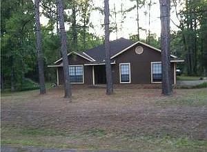 1st image of 207 Silver Leaf Dr