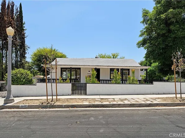 2538 Woodlyn Rd, Pasadena, CA 91107