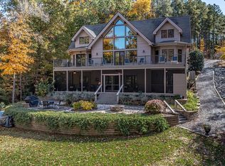 68 W Sunrise Dr, Warsaw, VA 22572