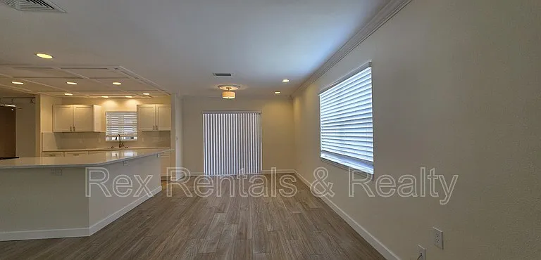 4095 14th St NE — Photo 26