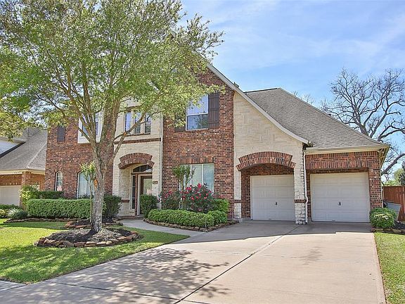 5th image of 8314 Crescent Knolls Dr