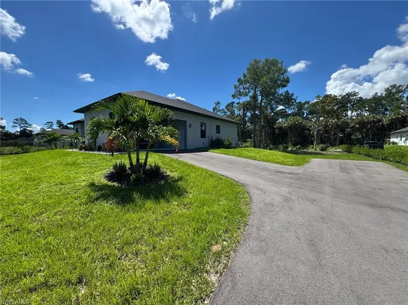 308 Golden Gate BLVD E, NAPLES, FL 34117