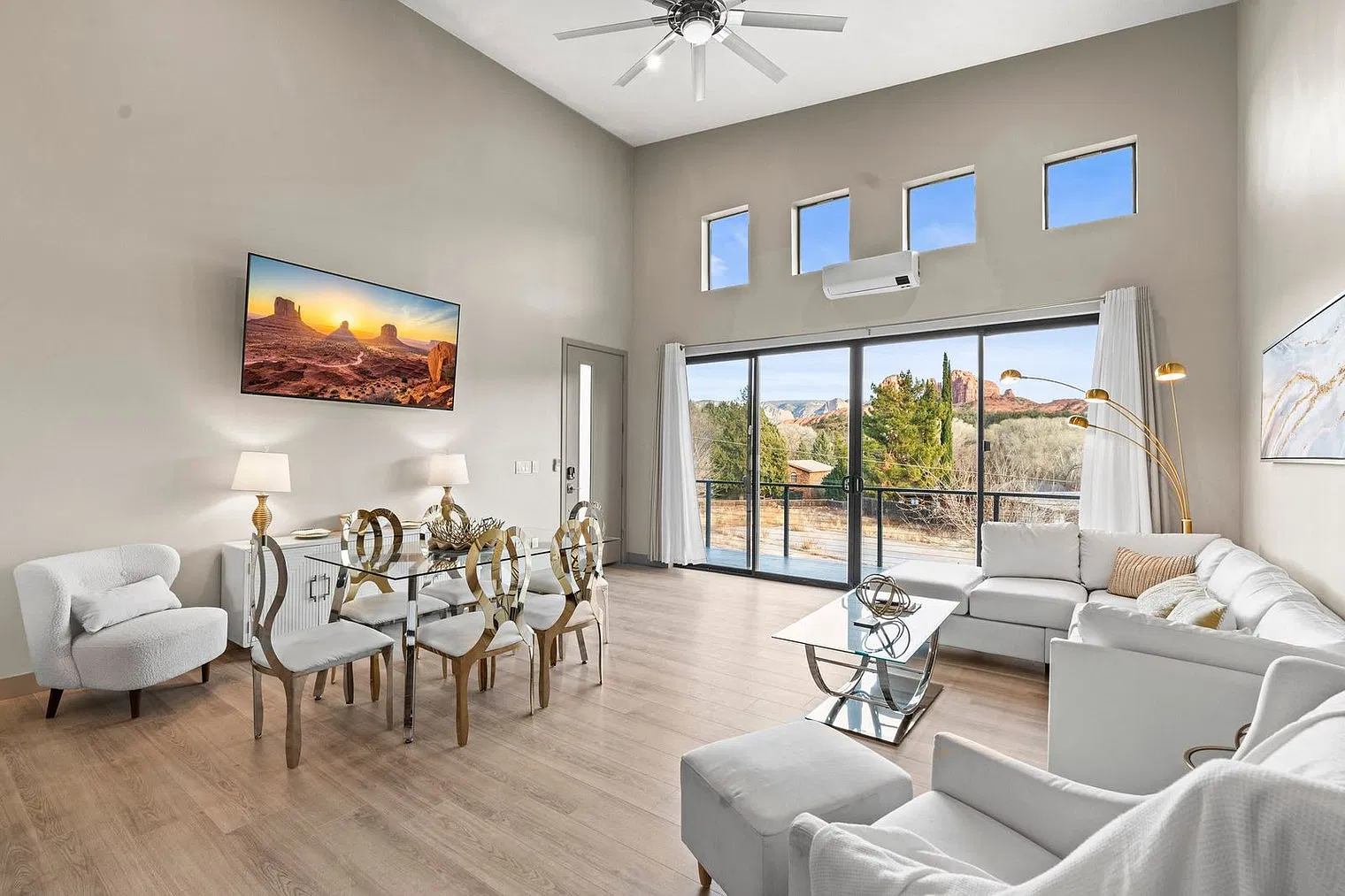 2 bed, 2.0 bath, 990 sqft, $7,734 — Photo 4