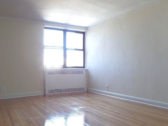 3rd image of 720 Saint Marks Ave APT 6F