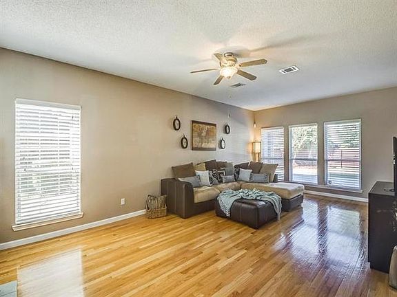 4th image of 30 Salida Dr