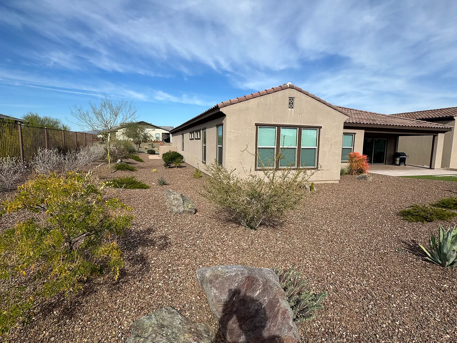 3 bed, 3.5 bath, 2972 sqft, $3,050 — Photo 1