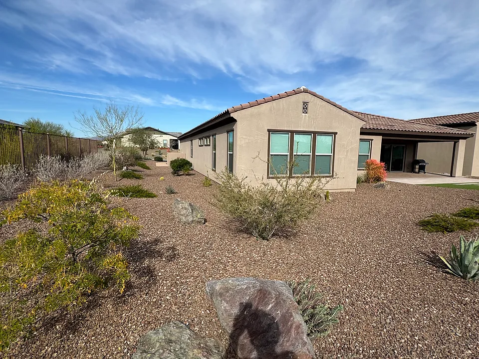 3939 Miners Spring Way