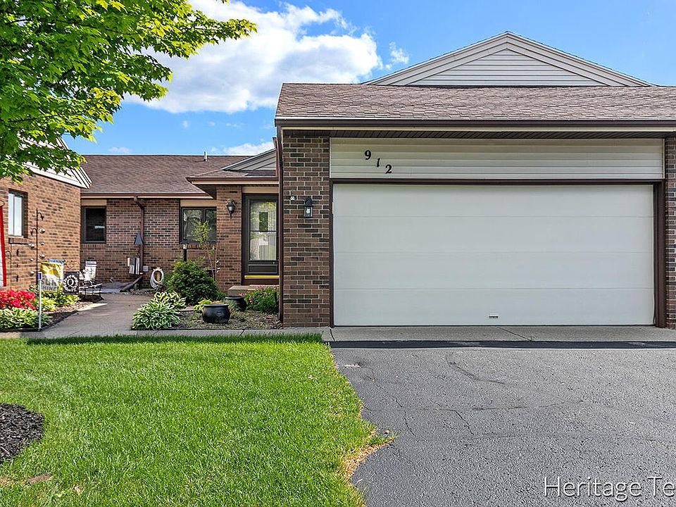 1st image of 912 Amberwood West Dr SW