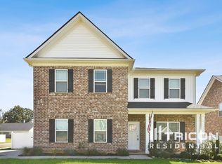 383 Middleton Ln, Pleasant View, TN 37146