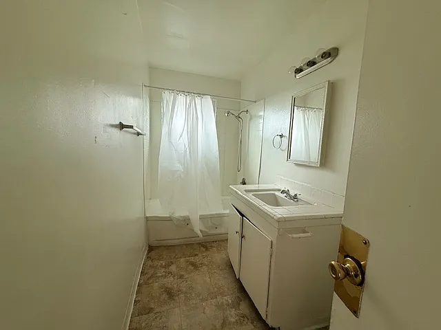 1435 Laurel Ave — Photo 7