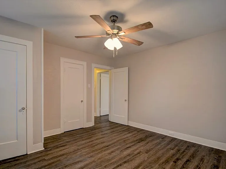 1707B E Main St — Photo 20