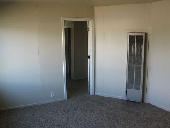 4th image of 1144 Central Ave