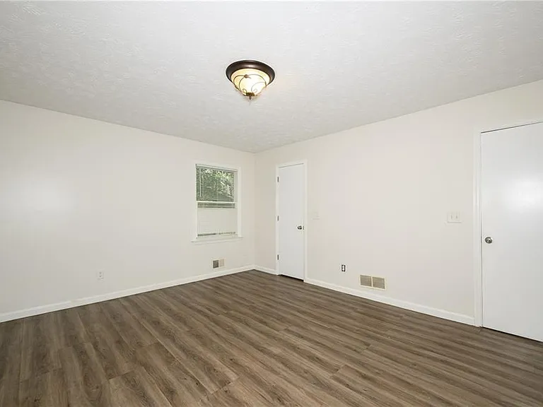 2100 Whitebluff Way NE — Photo 22