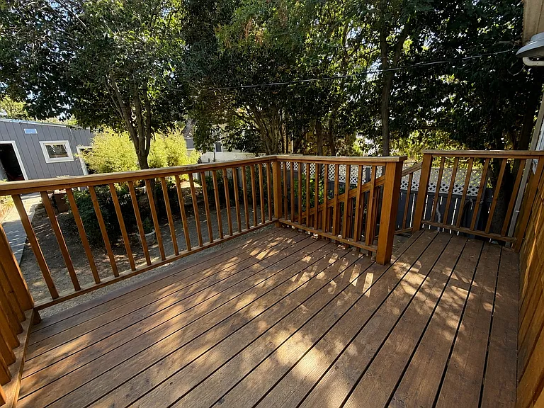 733 Florida St — Photo 33