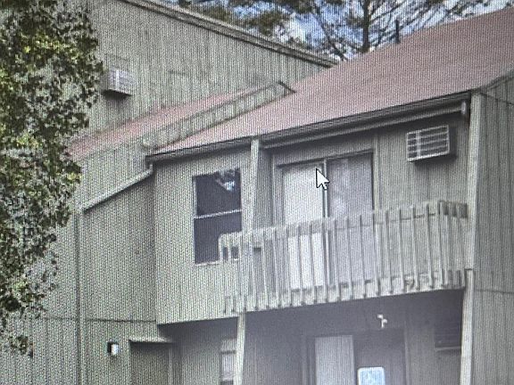 Balcony and sliding door